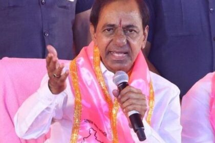 Brs kcr: పోరాటానికి సిద్ధమవ్వండి - వంద శాతం మళ్లీ అధికారంలోకి అధికారంలోకి వస్తాం -.