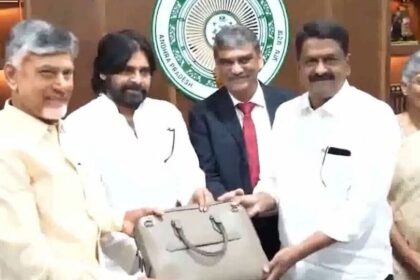 ఆశల ఆశల వేళాయే ..