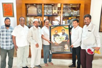 ఎస్సీ ఎస్టీ ఎస్టీ ఓబీసీ ఓబీసీ మైనారిటీ అడ్వైజర్ మహమ్మద్ మహమ్మద్ షబ్బీర్ అలీ ని సన్మానించిన డిసిసి ప్రధాన కార్యదర్శి ఎండి ఎండి ఎండి ఎండి