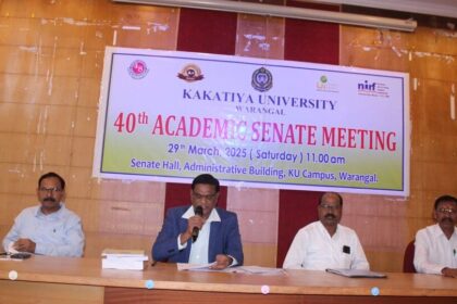 42 .428.82 కోట్లతో కేయూ కేయూ బడ్జెట్ బడ్జెట్- వరంగల్ కాకటియా విశ్వవిద్యాలయం 2025 విద్యా సంవత్సరానికి రూ .428 కోట్ల బడ్జెట్‌ను ప్రతిపాదించింది, తెలంగాణ.