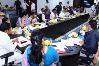 AP పెన్షన్లు: అర్హత ఉన్న ఉన్న వారి పెన్షన్లను తొలగించడం లేదని స్పష్టం చేసిన ఏపీ ఏపీ ప్రభుత్వం, విద్యార్థుల బ్యాంకు ఖాతాల్లో పెన్షన్ ఖాతాల్లో