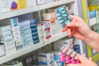 AP లో ఆపరేషన్ గరుడా: ఆపరేషన్ ఆపరేషన్ .. మెడికల్ షాపుల షాపుల నిర్వాహకుల గుండెల్లో!