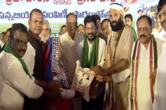 Tg సన్నా బియామ్ పంపిణీ: శ్రీమంతులు శ్రీమంతులు తినే పేదలు తినే రోజులు వచ్చాయ్- సీఎం రేవంత్ రేవంత్ రేవంత్