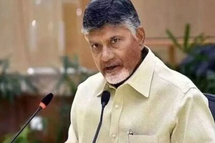 అంబేడ్కర్ విగ్రహాన్ని అవమానించిన ఘటన ఘటన, బాధ్యులపై బాధ్యులపై చర్యలకు చర్యలకు సీఎం చంద్రబాబు ఆదేశాలు- ఆంధ్రప్రదేశ్ సిఎం చంద్రబాబు అంబేద్కర్ విగ్రహాన్ని అవమానించిన వారిపై కఠినమైన చర్యలను ఆదేశిస్తుంది, ఆంధ్ర ఆంధ్ర.
