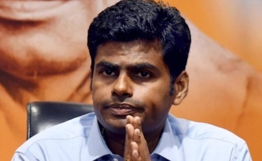 కాంగ్రెస్ పాలనలో హిందీ తప్పనిసరి 3 వ భాష: బిజెపి టు డిఎంకె