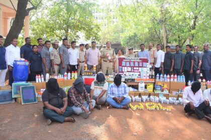 కాలం కాలం, కల్తీ పురుగు మందులతో మందులతో ...! మోసాలకు పాల్పడుతున్న ముఠా ముఠా అరెస్ట్- వారంగల్ పోలీసు అరెస్ట్ ముఠా కల్తీ పురుగుమందులతో మోసానికి పాల్పడింది, తెలంగాణ తెలంగాణ