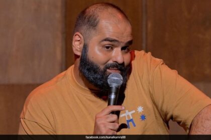 కునాల్ కామ్రా పోలీసుల నుండి ఎక్కువ సమయం తీసుకుంటాడు, సేన విధ్వంసం విజువల్స్ పోస్ట్