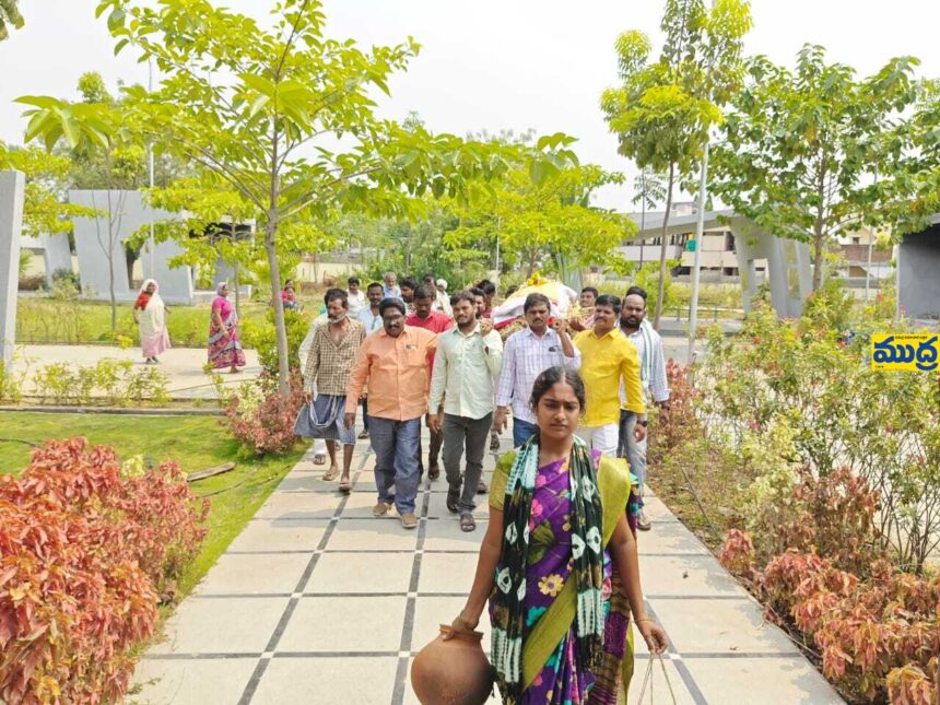 కులాంతర వివాహం వివాహం o దుకు కన్నతల్లి చనిపోయిన రాని కన్నకొడుకు కన్నకొడుకు