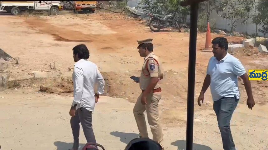 కోడి పందాల తో నాకు సంబంధం లేదు