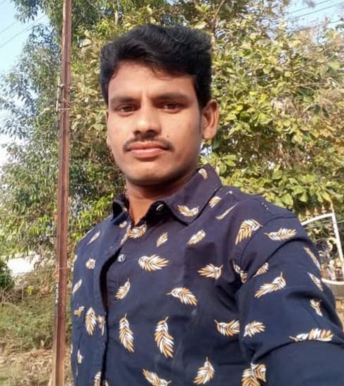 గుర్తుతెలియని వాహనం ఢీకొని వ్యక్తి వ్యక్తి