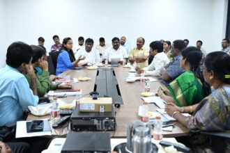 జిల్లాలో ఫుడ్ కార్పోరేషన్ చైర్మన్, సభ్యుల సభ్యుల పర్యటన