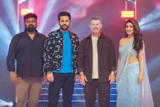 డేవిడ్ వార్నర్ కి ఘోర అవమానం అవమానం .. పిలిచి మరీ 'దొంగ దొంగ ముండా' అన్నారు!
