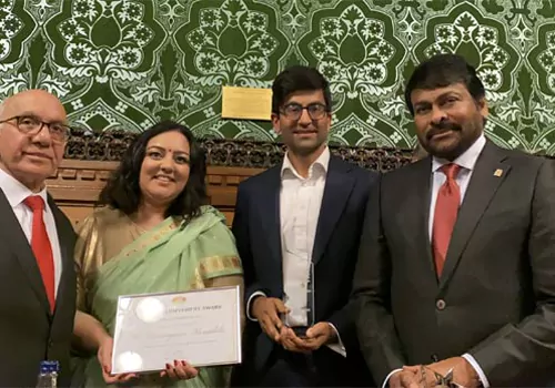 తొలి భారతీయుడు చిరంజీవినే అంట..మరి తెలుగు తెలుగు వాళ్ళు ఏమంటున్నారు!