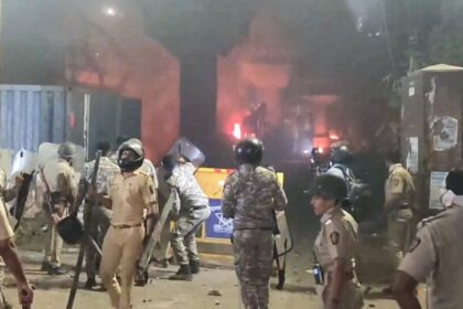 నాగ్‌పూర్ ఘర్షణలు: నాగ్ నాగ్ పూర్ ప్రధాన నిందితుడి అరెస్ట్ అరెస్ట్- నాగ్‌పూర్ ఘర్షణలు పోలీసులు ప్రధాన నిందితుడు ఫాహిమ్ షమీమ్ ఖాన్ ను అరెస్టు చేశారు,