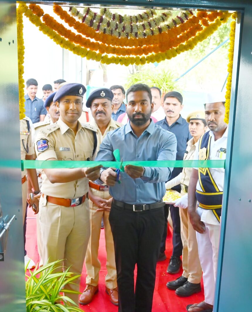 నేరా నేరా, భద్రతలో పోలీస్ డాగ్ డాగ్ కీలకమైనది కీలకమైనది కీలకమైనది: జిల్లా కలెక్టర్. సత్యప్రసాద్