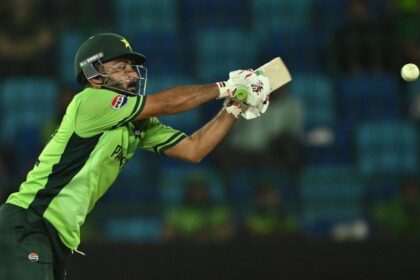 పాకిస్తాన్ స్టార్ ఖుష్డిల్ షా ఐసిసి చేత భారీ జరిమానా విధించారు, మూడు డీమెరిట్ పాయింట్లు వచ్చాయి. ఇక్కడ ఎందుకు ఉంది