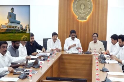 పాత విధాన మంత్రుల కమిటీని అనుసరించడానికి అమరావతిలో సంస్థలకు భూకేటాయింపులు పాత విధానం- మంత్రుల కమిటీ ప్రకటన ప్రకటన- ap కాపిటల్ అమరావతి ల్యాండ్ కేటాయింపులు, ఆంధ్ర ప్రదేశ్.
