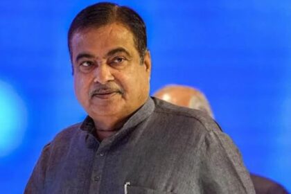 "ప్రజలు కులదారుడు కాదు, రాజకీయ నాయకులు": కేంద్ర మంత్రి నితిన్ గడ్కారి