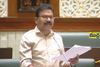 బీఆర్ఎస్ పాలనలో కుప్పకూలిన విద్యా విద్యా