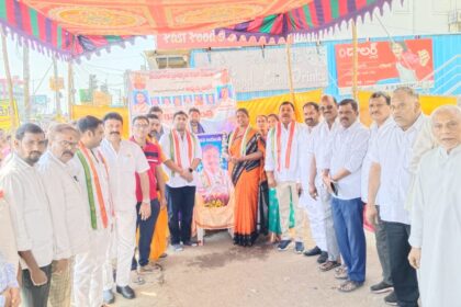 మాజీ స్పీకర్ శ్రీపాద రావుకు కాంగ్రెస్ నేతల నివాళి నివాళి