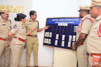 వారంగల్ నేరం: వరంగల్‌లో వరుస వరుస చైన్ స్నాచింగ్ .. ముగ్గురు ముగ్గురు ముగ్గురు యువకులు ముగ్గురు