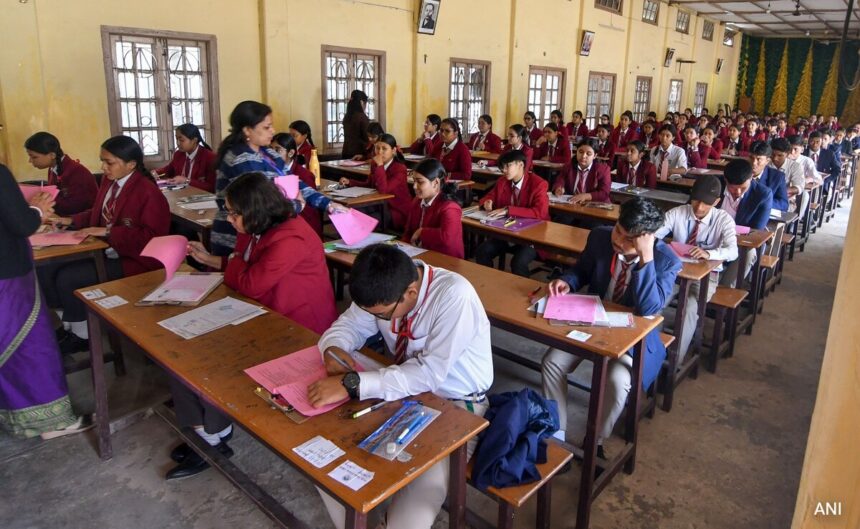 10 వ తరగతి మరియు 12 బోర్డు ఫలితాలు ఈ రోజు ముగిశాయి