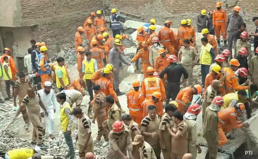 Delhi ిల్లీ భవనంలో మరణ సంఖ్య 11, 5 ఆసుపత్రిలో 11, 5 కి పెరిగింది