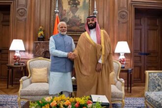 PM మోడీ సౌదీలో "సోదరుడు" మహ్మద్ బిన్ సల్మాన్ ను కలుస్తాడు, కీ ఒప్పందాలు సంతకం చేశాయి