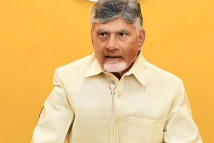 Ttd పై cm: తిరుమలలో తిరుమలలో అవసరం లేని డబ్బు ఖర్చు చేయొద్దన్న చేయొద్దన్న సీఎం సీఎం, రద్దీ అలిపిరిలో బేస్ బేస్ బేస్