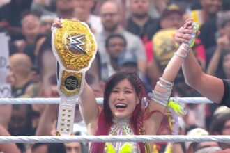 WWE రెసిల్ మేనియా 41 నైట్ 2 లైవ్ అప్‌డేట్స్: ఐయో స్కై బియాంకా బెలైర్, రియా రిప్లీని ఓడించింది