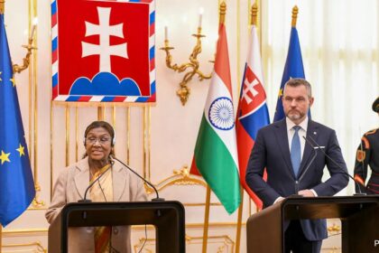 "అనిశ్చితుల మధ్య భారతదేశం పురోగతికి మెరిసే ఉదాహరణ": స్లోవేకియాలో అధ్యక్షుడు ముర్ము
