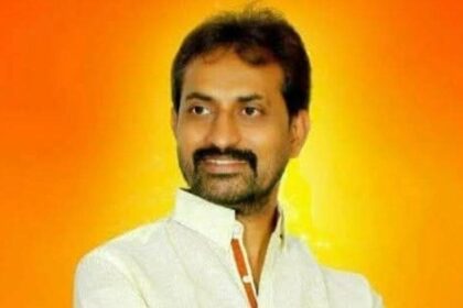 ఒళ్లంతా తూట్లు .. ఒక్కో కత్తి కత్తి పోటుకు .2 .2 లక్షలు .. వీరయ్య చౌదరి హత్య కేసులో 8 సంచలన సంచలన!