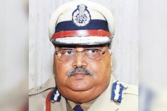కర్ణాటక మాజీ పోలీసు చీఫ్ బెంగళూరు ఇంటిలో చనిపోయినట్లు గుర్తించారు
