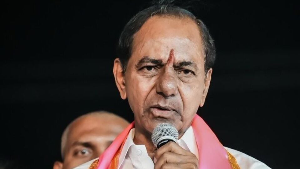 కేసీఆర్‌ మనసంతా విషంతో నిండిపోయింది .. గులాబీ గులాబీ స్పీచ్‌పై కాంగ్రెస్ కాంగ్రెస్ మంత్రులు!