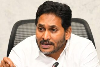 జగన్- YSRCP జిల్లా అధ్యక్షులతో సమావేశంలో జగన్ మోహన్ రెడ్డి ఆసక్తికరమైన వ్యాఖ్యలు, ఆంధ్ర ప్రదేశ్ న్యూస్ ప్రదేశ్