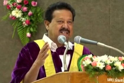 తమిళనాడు మంత్రి కె పోన్ముడీ మహిళలపై 'తగని' వ్యాఖ్యలకు క్షమాపణలు చెప్పారు