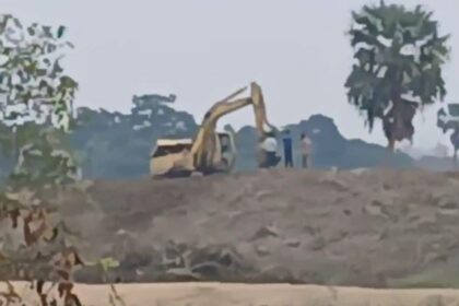 త్రిపుర సరిహద్దు సమీపంలో రెండవ బంగ్లాదేశ్ గట్టు వరద భయాలను రేకెత్తిస్తుంది