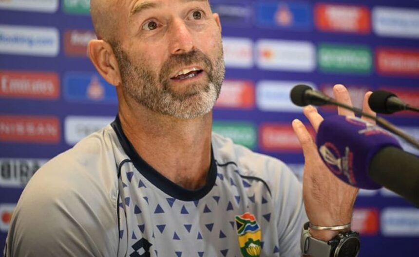 దక్షిణాఫ్రికా క్రికెట్ జట్టు వైట్-బాల్ కోచ్ రాబ్ వాల్టర్ రాజీనామా చేశాడు