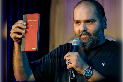 పేరడీ రోలో కునాల్ కామ్రా బొంబాయి హైకోర్టును తనపై ఎఫ్ఐఆర్ గురించి సంప్రదిస్తాడు