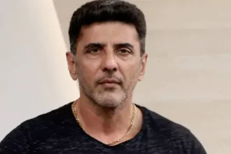 ప్రీ రిలీజ్ రిలీజ్ ఈవెంట్ లో వెనక నుంచోమని చెప్పడం బాధ కలిగించింది