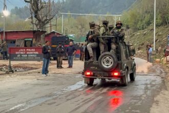 భారతదేశం పాకిస్తాన్ యొక్క అగ్ర దౌత్యవేత్తను జె & కె దాడిపై పిలుస్తుంది