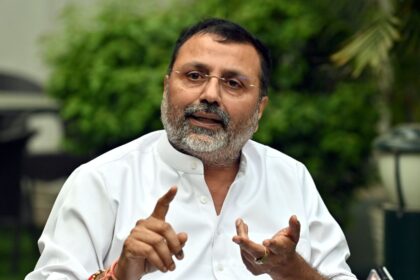 "మతపరమైన యుద్ధాలను ప్రేరేపించడానికి సుప్రీంకోర్టు బాధ్యత": బిజెపి ఎంపి నిషికంత్ దుబే