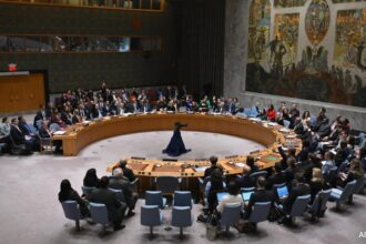 యుఎస్, చైనా యుఎన్ వద్ద వాణిజ్య యుద్ధంపై బయటపడుతుంది