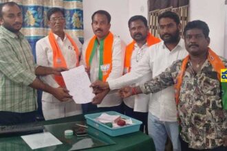 రహదారి వెడల్పు పనులు చేపట్టాలి చేపట్టాలి: బీజేపీ నాయకులు