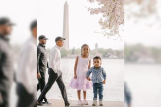 వాషింగ్టన్ DC యొక్క చెర్రీ వికసిస్తుంది మీ బకెట్ జాబితాలో ఎందుకు ఉండాలి