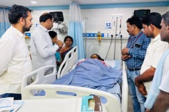 విజియానాగరం కత్తి దాడి: స్నేహితుడి స్నేహితుడి సోదరికి మెసేజ్ లు లు, వద్దన్నందుకు కత్తితో- దాడి- గరివిడి ఎస్పీ ప్రకటన ప్రకటన ఎస్పీ