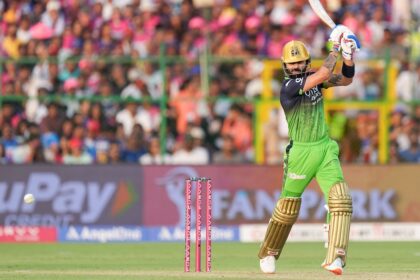 విరాట్ కోహ్లీ, ఎంఎస్ ధోని మాజీ ఇండియా స్టార్ తన ఐపిఎల్ 2025 యొక్క టాప్ బ్యాటర్లను ఎంచుకున్నాడు