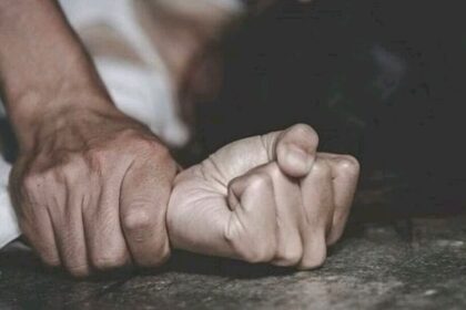 వైజాగ్ క్రైమ్: వైజాగ్ క్రైమ్: విశాఖ‌లో విశాఖ‌లో .. పెళ్లి పెళ్లి నమ్మించి మతి స్థిమితం లేని యువతిపై యువతిపై యువతిపై
