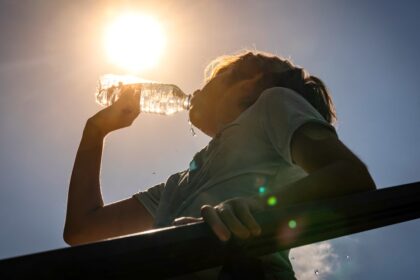 శరీర వేడిని త్వరగా తగ్గించడానికి ఈ 6 ప్రభావవంతమైన మార్గాలను ప్రయత్నించండి