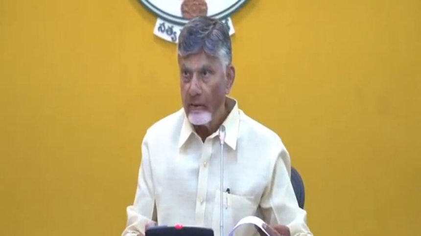 అకాల వర్షాలతో వర్షాలతో నష్టపోయిన రైతులకు రేపు సాయంత్రంలోగా పరిహారం-సీఎం చంద్రబాబు
